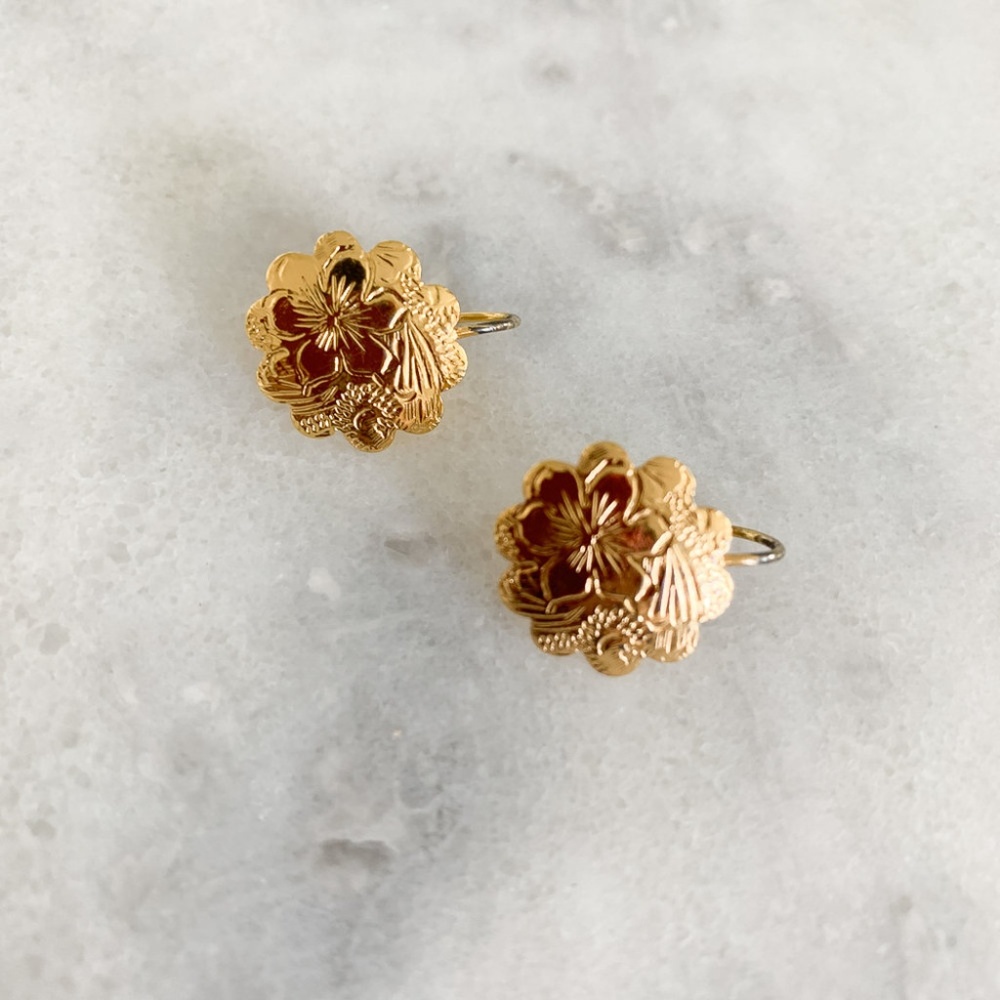 flower earrings